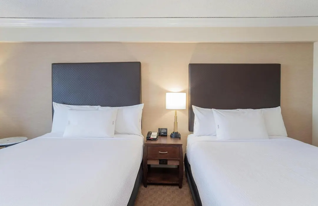 Sandman Signature Vancouver Airport Hotel&Resort-1